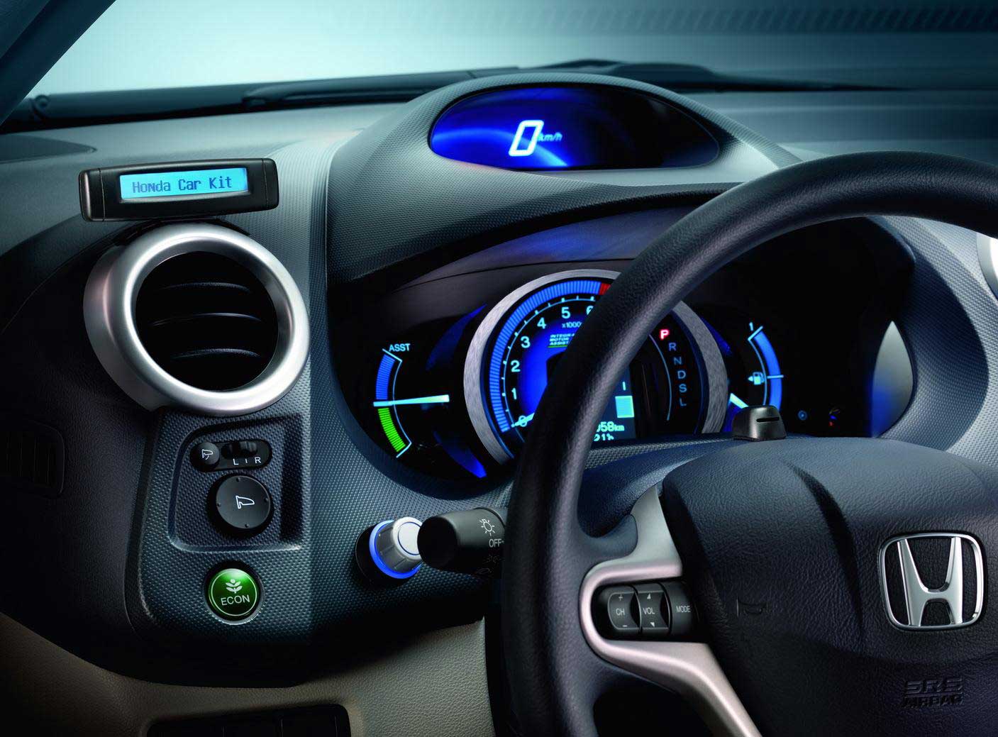 10 Car Accessories Under $50 Everyone Needs Right Now