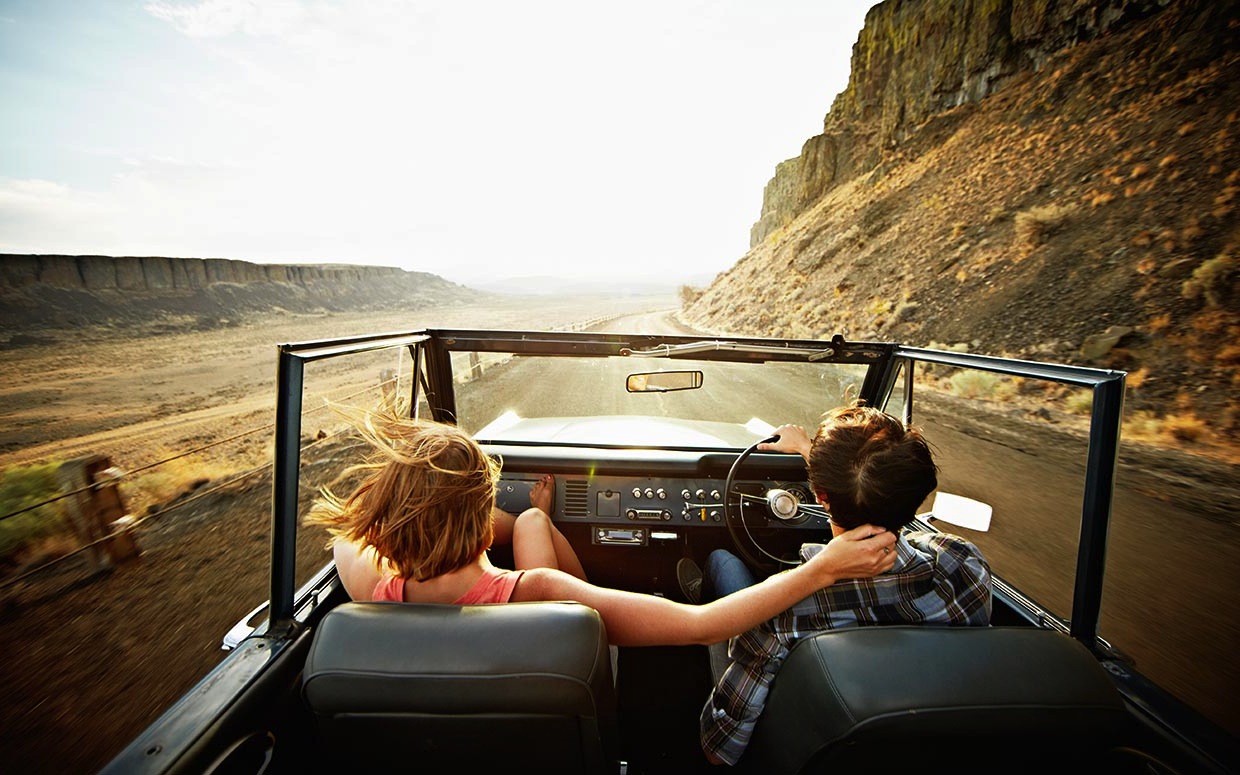 8 Essential Items for your Next Road Trip