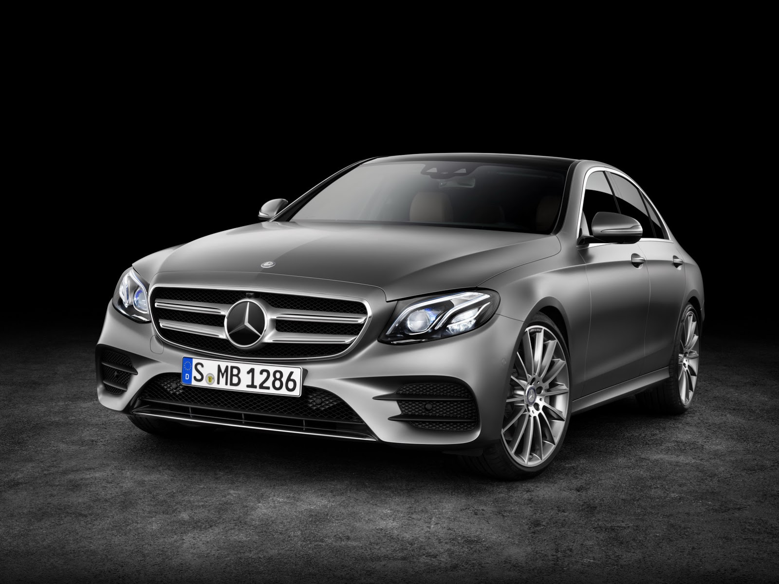 Mercedes E200: Classic luxury and prestige in modern form