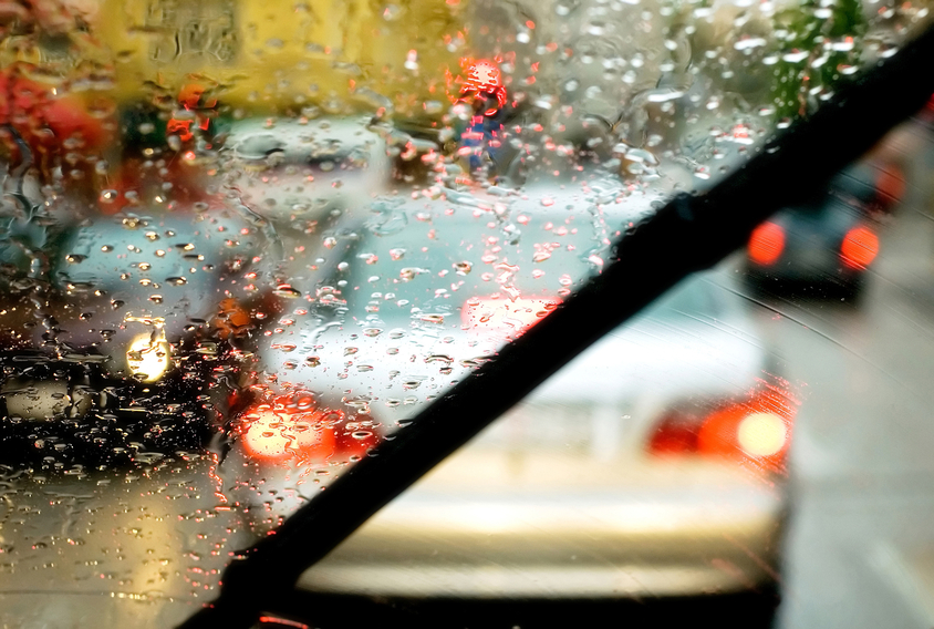 4 Tips To Make Your Car Windshield Look Like New