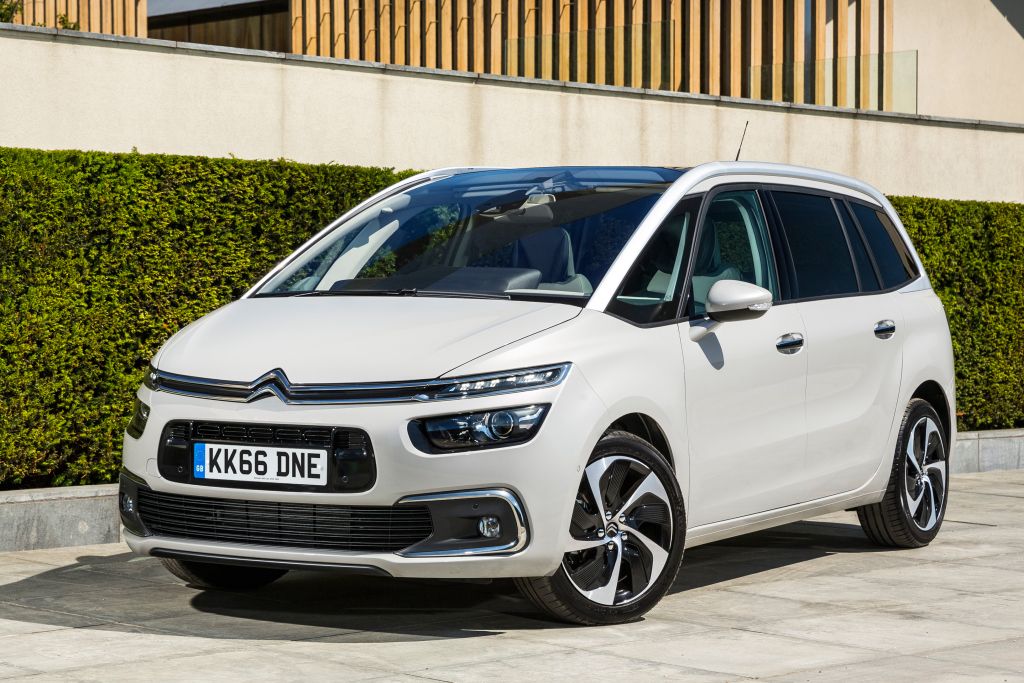 Citroen Grand C4 Picasso Diesel: Inner and Outer Beauty