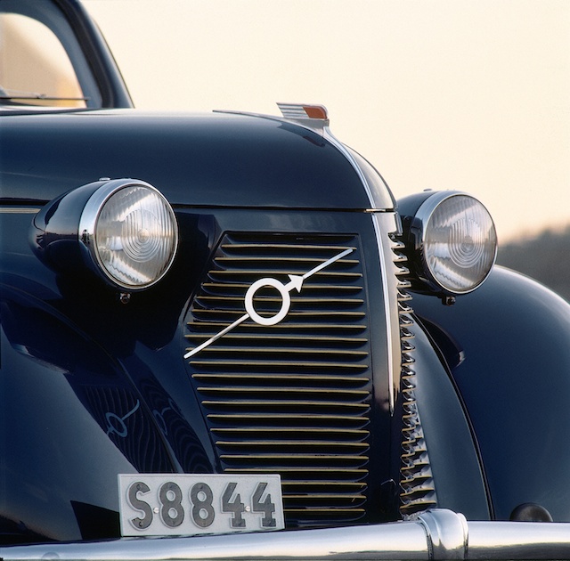 The Story of Volvo, the Leader of Car Safety