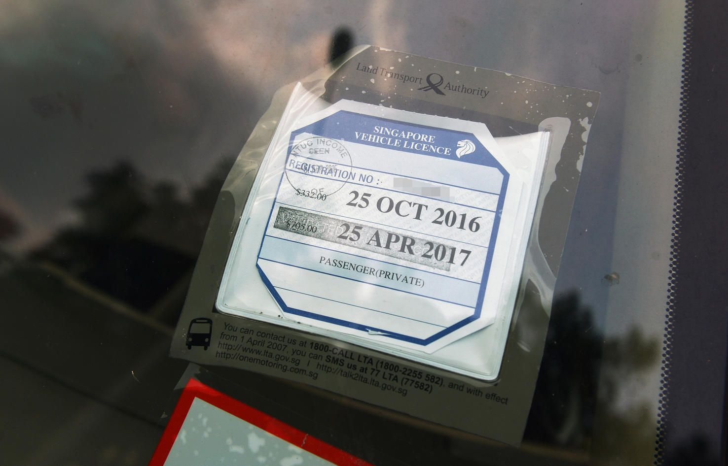 https://www.businesstimes.com.sg/transport/end-of-the-road-for-tax-discs-from-february