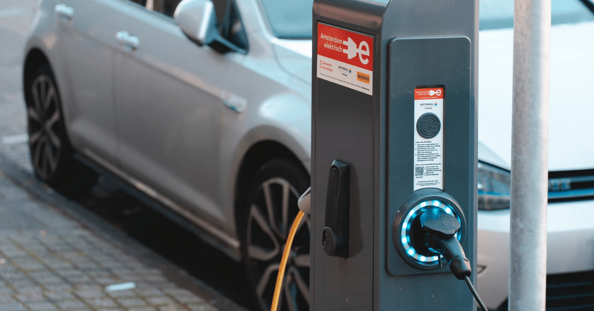 Hybrid or EVs: Which Should You Switch To?
